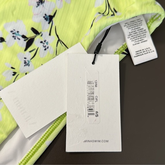 NWT Vitamin A Citrus Floral Reese One Piece Swimsuit Size S - Picture 3 of 5